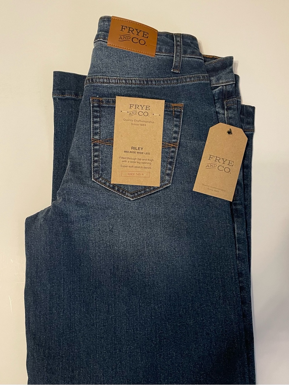 FRYE AND CO. Women’s Mid Rise Riley Wide Leg Jeans - Dark Blue Wash